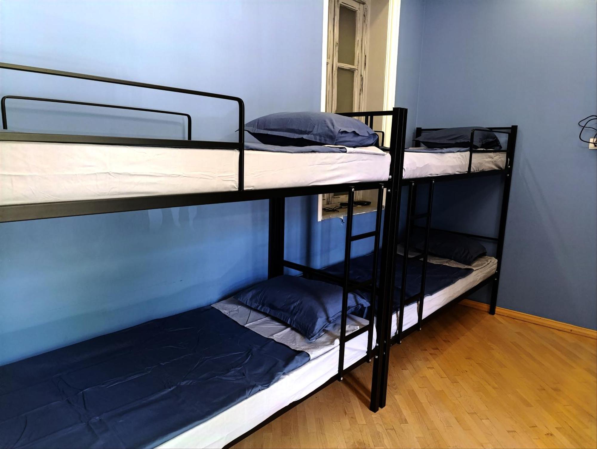 J Square Hostel ティビリシ エクステリア 写真