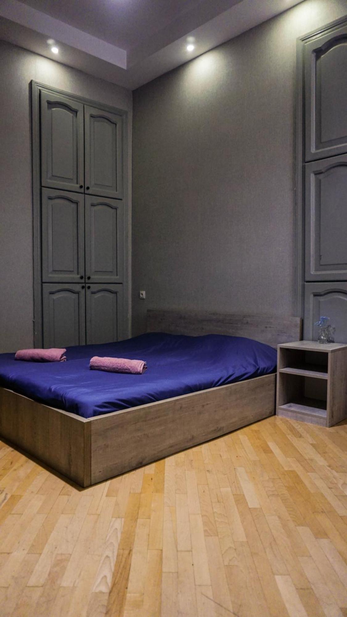 J Square Hostel ティビリシ エクステリア 写真